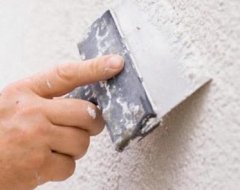 Шпаклівка бетонної стелі - грунтовка, приготування розчину і вирівнювання