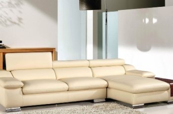 Кутовий диван — важливий акцент в інтер'єрі квартири