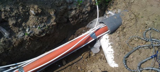 Защита кабеля в земле: как проложить кабель? Рекомендации специалистов ТД Скала.