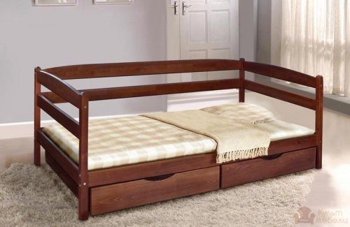 Детская спальная комната: из какого материала купить кровать?
